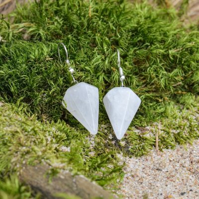 Boucles d'oreilles en quartz clair (pyramide)