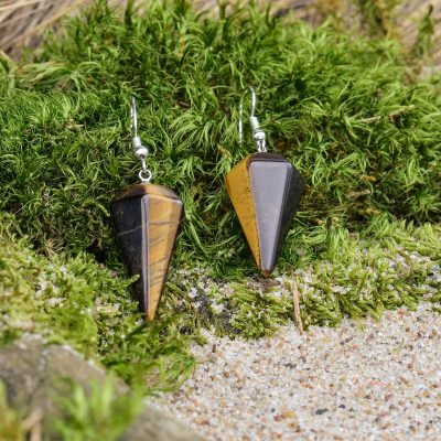 Boucles d’oreilles en œil de tigre (pyramide)