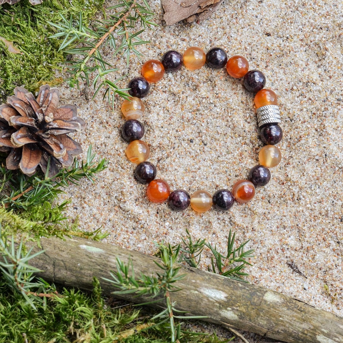 granatas-ir-karneolis-3-min.jpg Custom context here